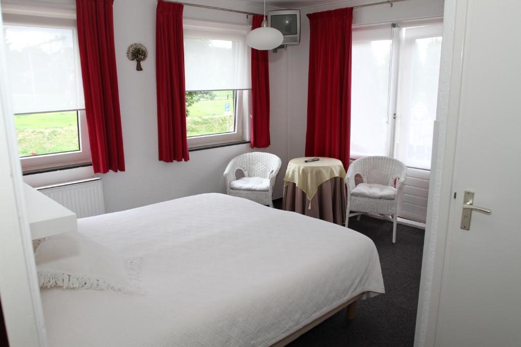 Hotel De Eik Valkenburg aan de Geul エクステリア 写真
